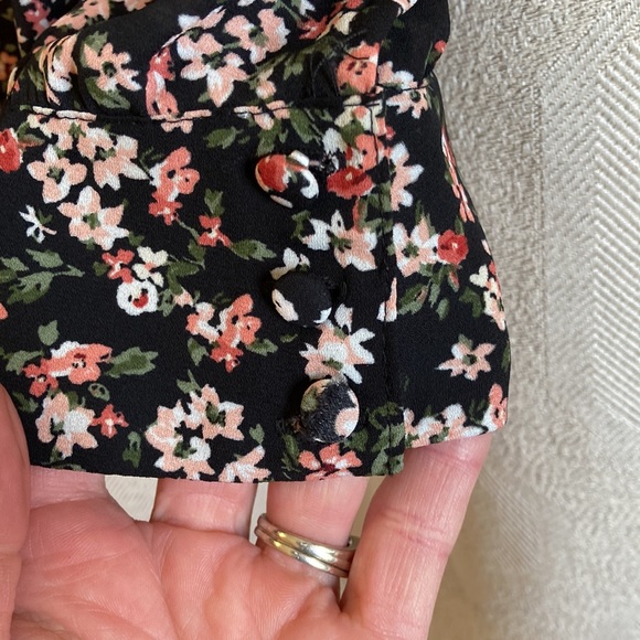 Forever 21 cropped ruffled tank top - Picture 5 of 7